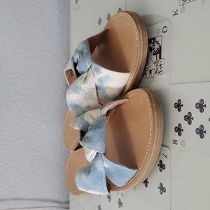 Universal Thread Women's Sandals